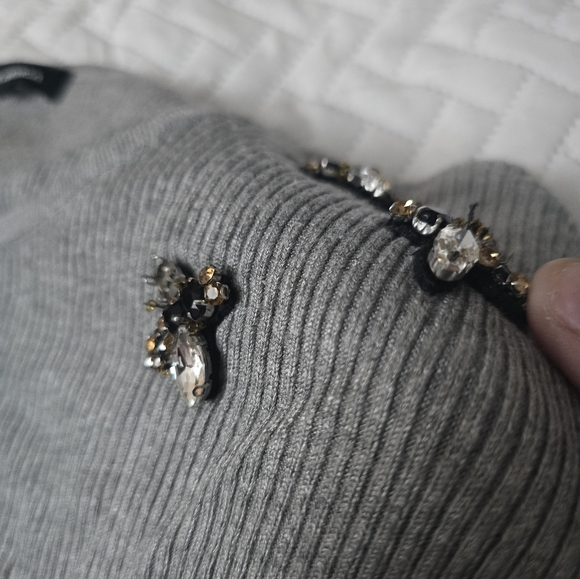 525 America Crystal Bumblebee Embelishments Grey Ribbed Knit Short Sleeve Shirt - Picture 5 of 6